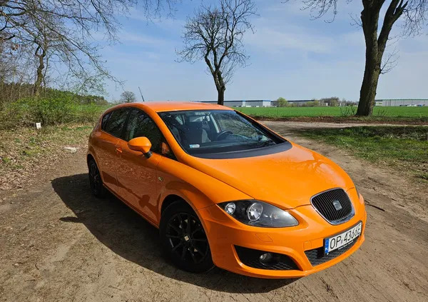 samochody osobowe Seat Leon cena 22200 przebieg: 251074, rok produkcji 2009 z Poznań